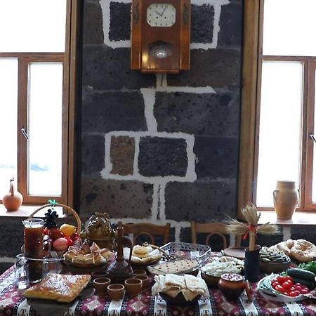 Guesthouse Emma Giumri Zewnętrze zdjęcie